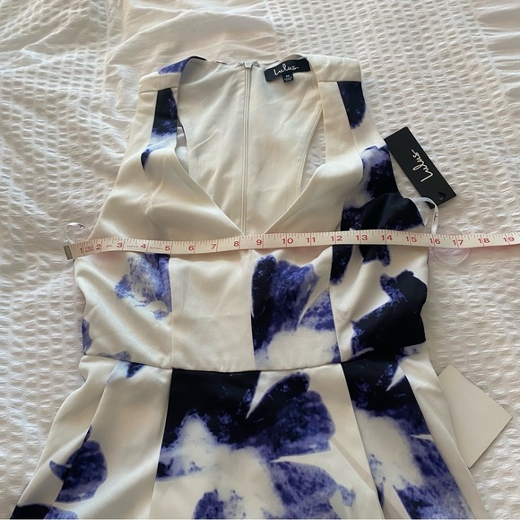 NWT Lulus “Seeing Chic” fit and flare dress blue white and purple size Medium - Picture 10 of 16